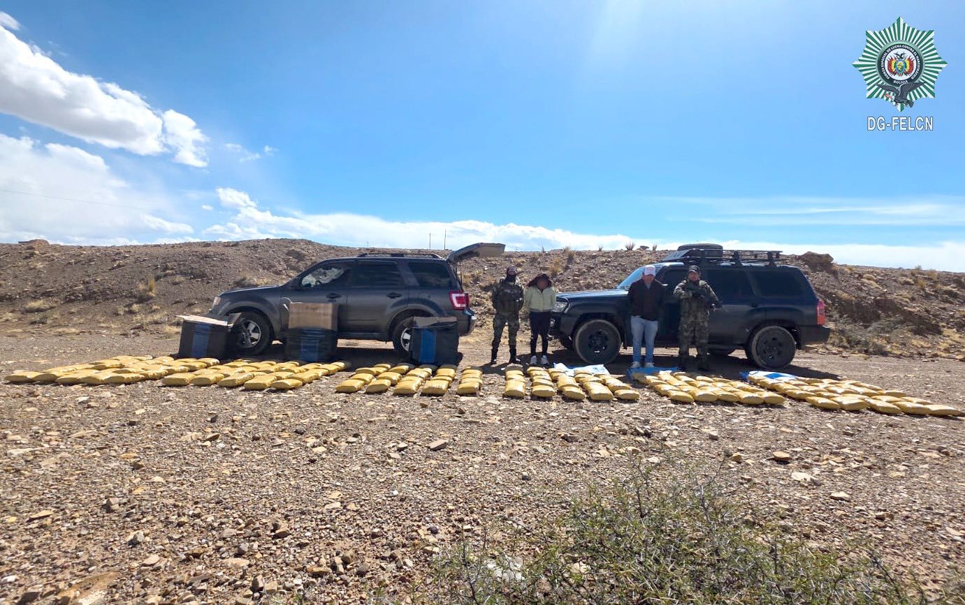 DOS APREHENDIDOS POR TRANSPORTAR MARIHUANA