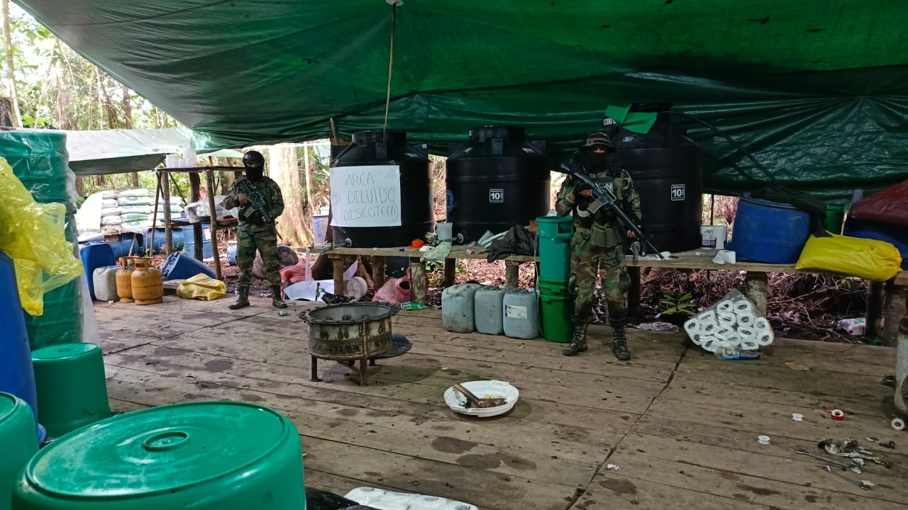 DESTRUCCIÓN E INCINERACIÓN DE UN LABORATORIO DE CRISTALIZACIÓN DE CLORHIDRATO DE COCAÍNA