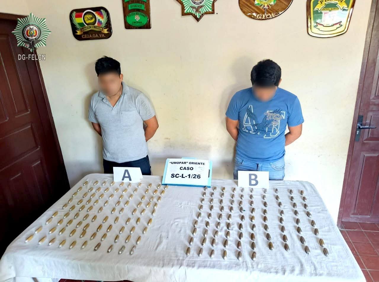 PASAJEROS APREHENDIDOS CON CAPSULAS DE COCAÍNA