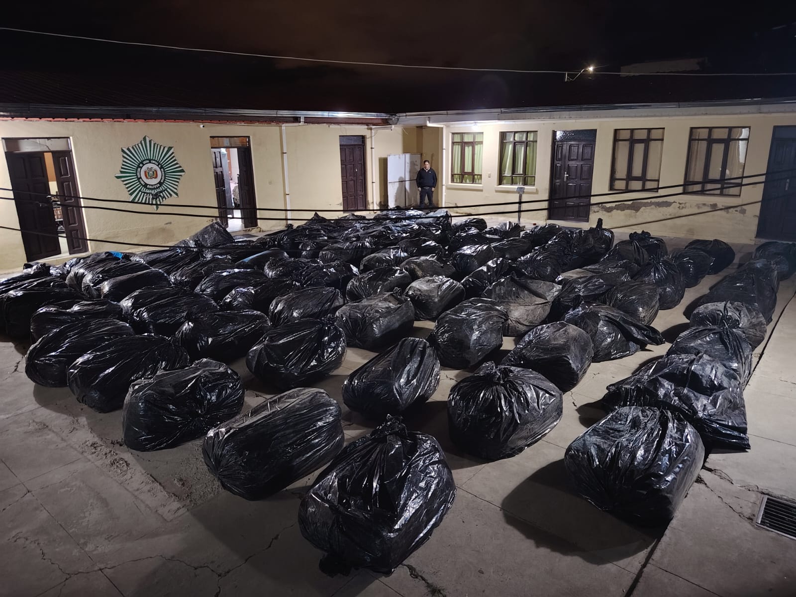 FELCN SECUESTRA MÁS DE 3 TONELADAS DE MARIHUANA