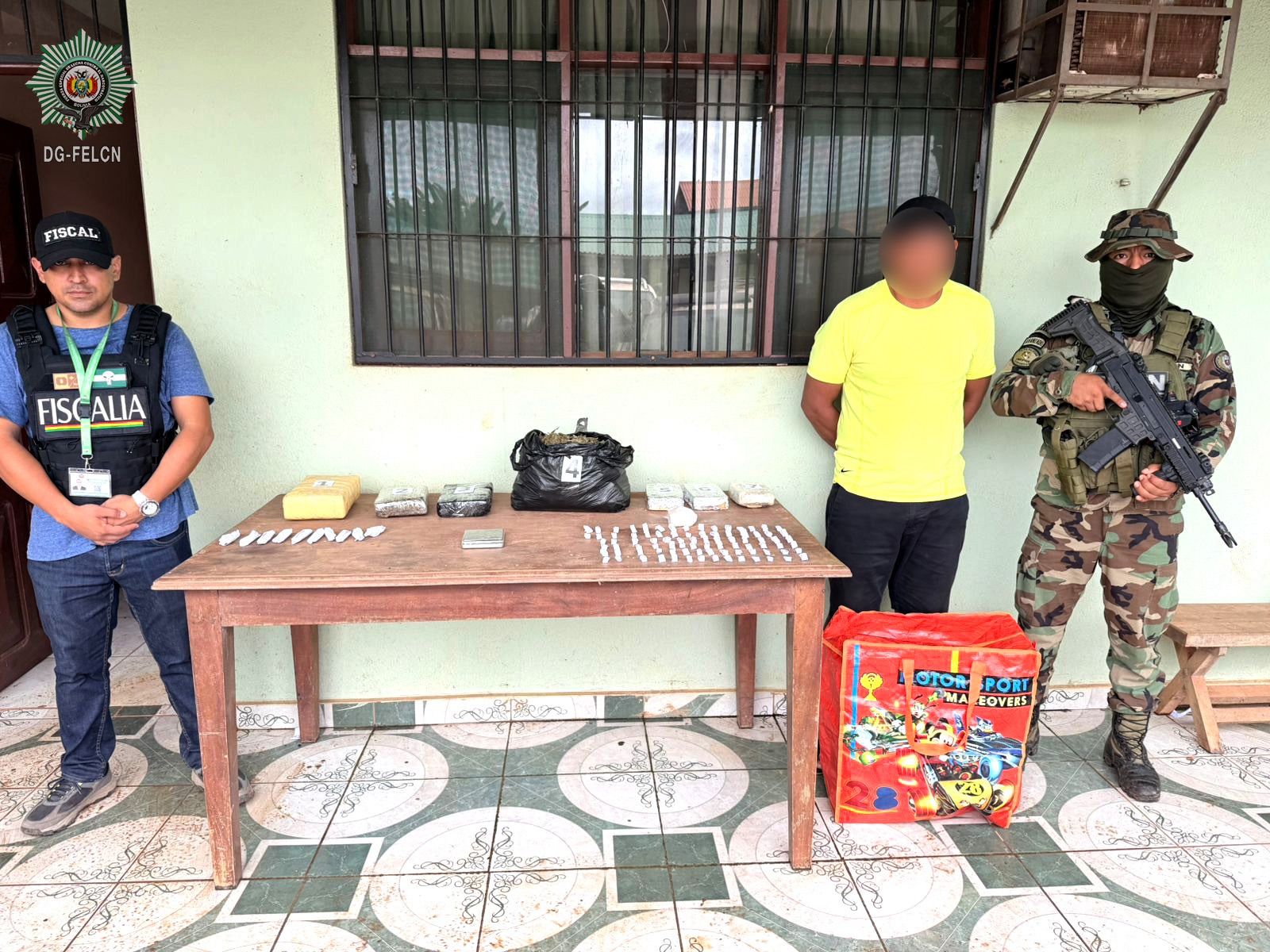 PERSONA APREHENDIDA CON SUSTANCIAS CONTROLADAS