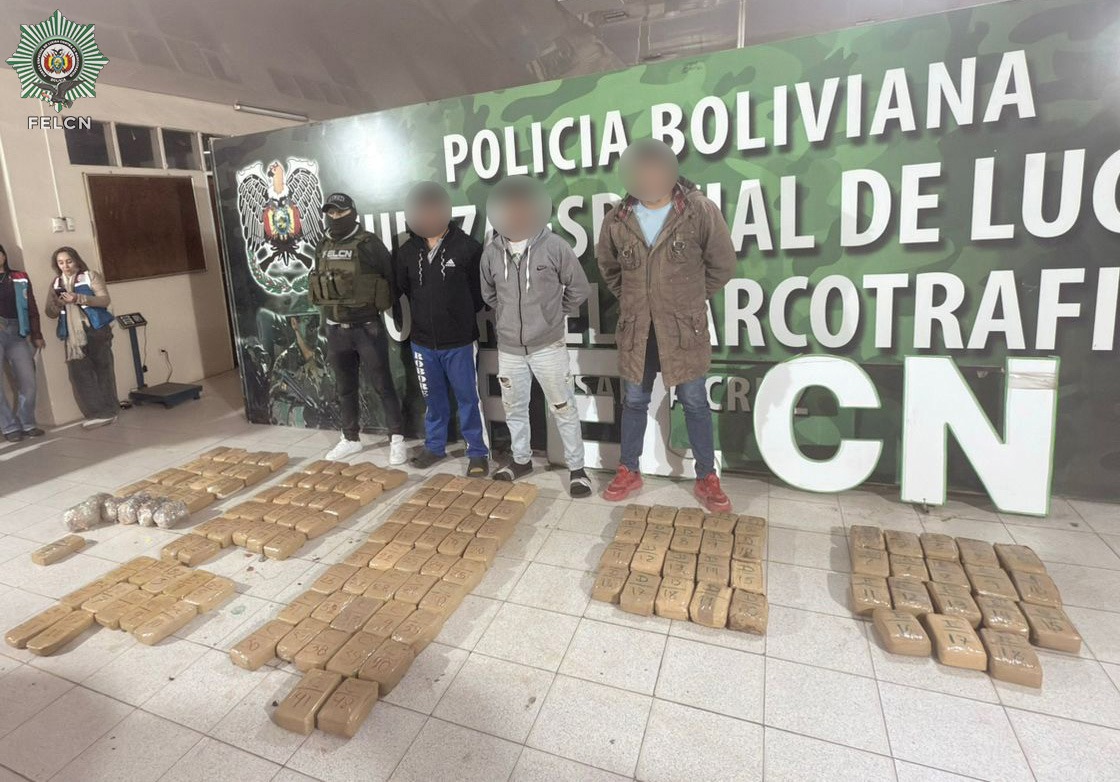 FELCN SECUESTRA DROGA OCULTA EN CARGAMENTO DE VERDURAS