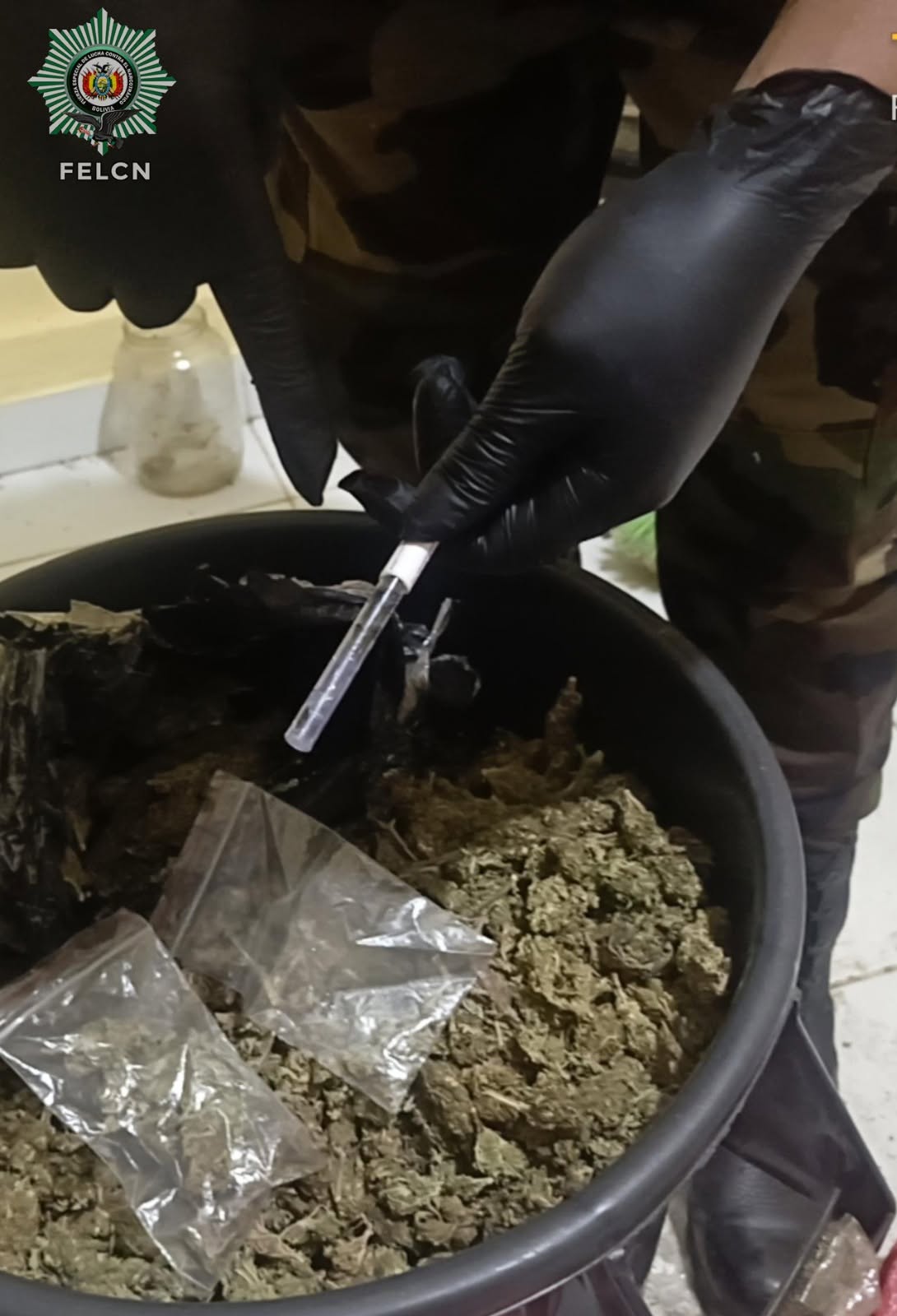 TARIJA: FELCN SECUESTRA MARIHUANA EN ALLANAMIENTO