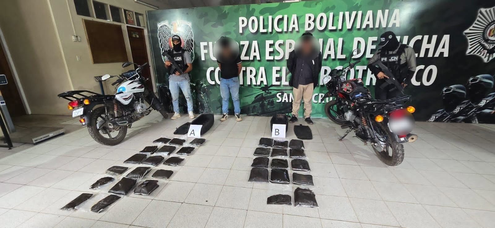 FELCN SECUESTRA MARIHUANA OCULTA EN DOS MOTOCICLETAS