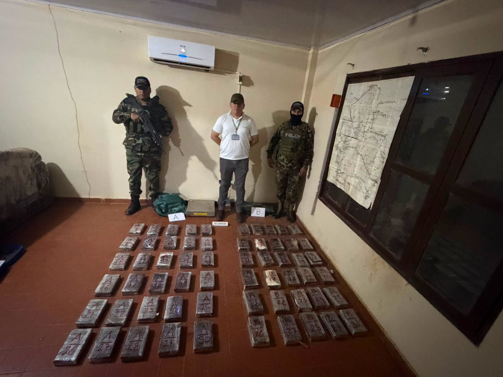 OPERATIVO “ALCÓN” INCAUTA CLORHIDRATO DE COCAÍNA